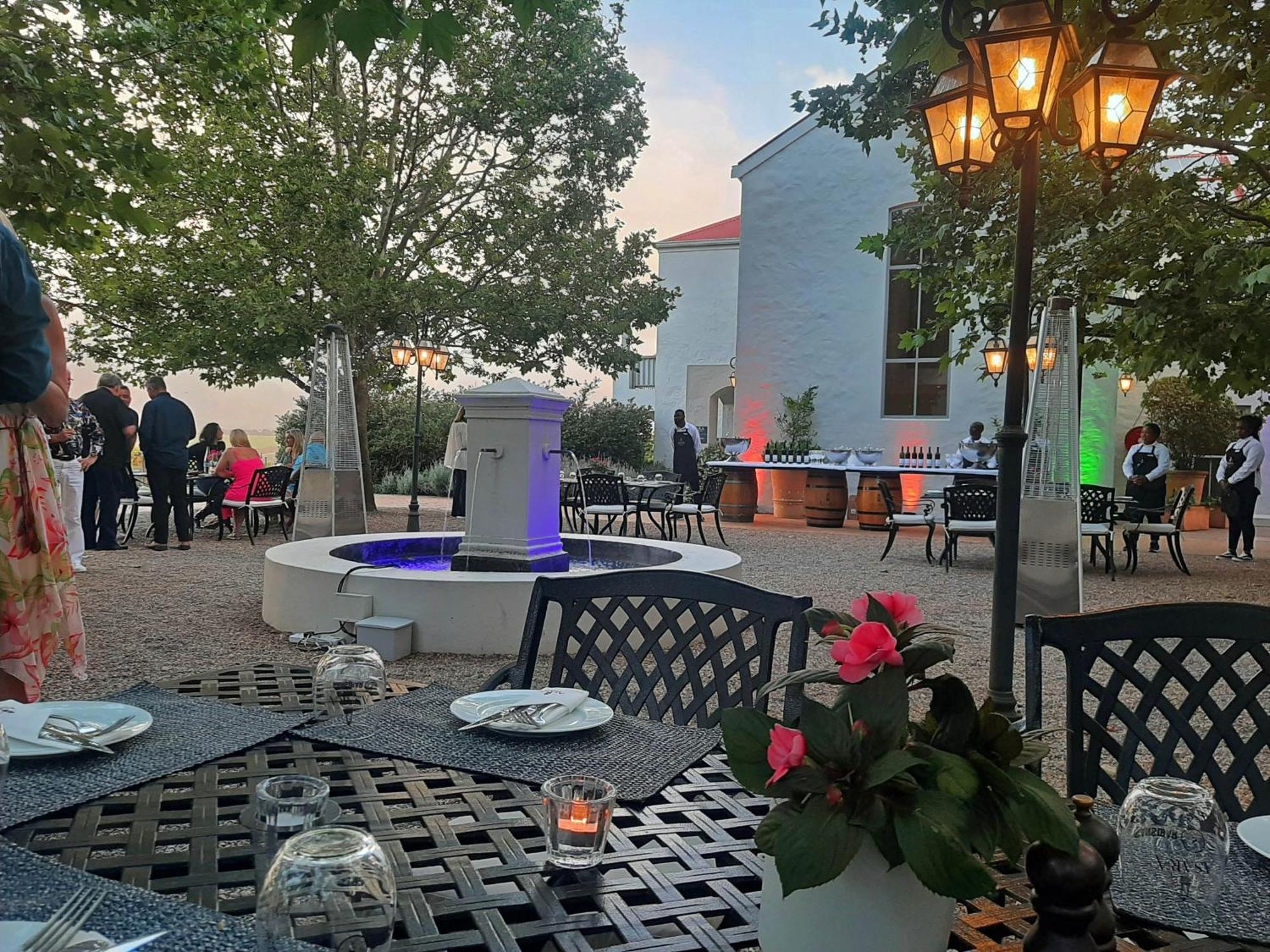 阿萨拉葡萄酒庄园&酒店 斯泰伦博斯 外观 照片